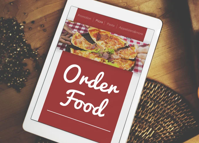 Применение дисплея ИПС ЛКД в досках меню цифров, меню планшета ресторана, само-приказывая киосках, и автоматах